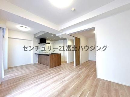 �_�ސ쌧����s�А��C��1���ڂ̒��Ã}���V�����̃��r���O