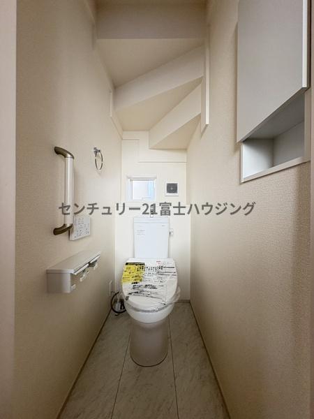�_�ސ쌧������s��̐V�z��ˌ��Ẵg�C��