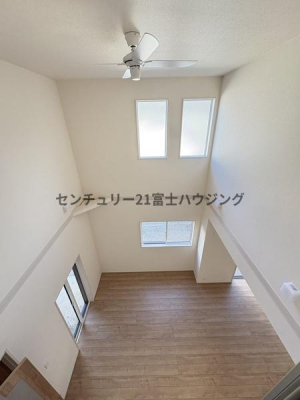 �_�ސ쌧������s��̐V�z��ˌ��Ẵ��r���O