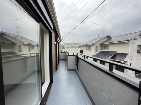 �_�ސ쌧������s���C�ݓ�6���ڂ̐V�z��ˌ��Ẵo���R�j�[