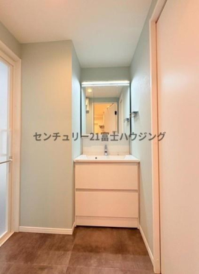 �_�ސ쌧����s�ғ����C��4���ڂ̒��Ã}���V�����̐��ʑ�E���ʏ�