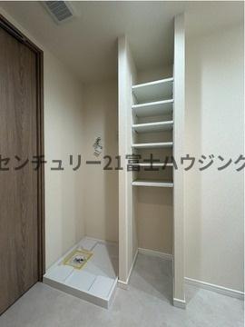 �_�ސ쌧����s���1���ڂ̒��Ã}���V�����̐��ʑ�E���ʏ�