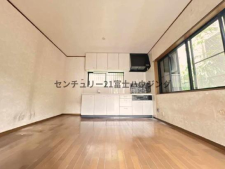 �_�ސ쌧���q�s��4���� 11-34�̒��È�ˌ��Ẵ��r���O