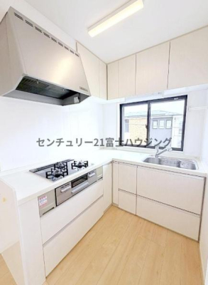 �_�ސ쌧���q�s�֒J�̒��È�ˌ��ẴL�b�`��