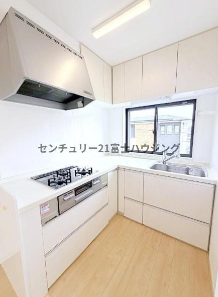 �_�ސ쌧���q�s�֒J�̒��È�ˌ��ẴL�b�`��