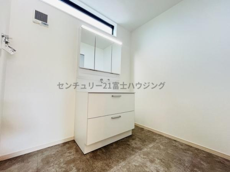 �_�ސ쌧������s��̐V�z��ˌ��Ă̐��ʑ�E���ʏ�
