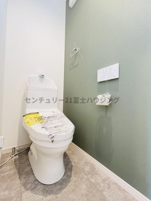 �_�ސ쌧������s��̐V�z��ˌ��Ẵg�C��