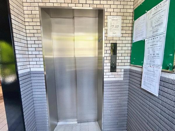 �_�ސ쌧���q�s�␣ 700-4�̒��Ã}���V�����̂��̑����p��