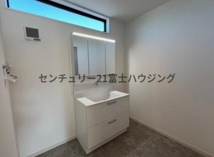 �_�ސ쌧������s��̐V�z��ˌ��Ă̐��ʑ�E���ʏ�