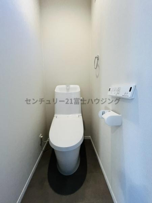 �_�ސ쌧������s���c1���ڂ̐V�z��ˌ��Ẵg�C��