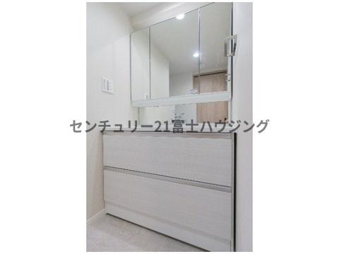 �_�ސ쌧����s�����C��2���ڂ̒��Ã}���V�����̐��ʑ�E���ʏ�