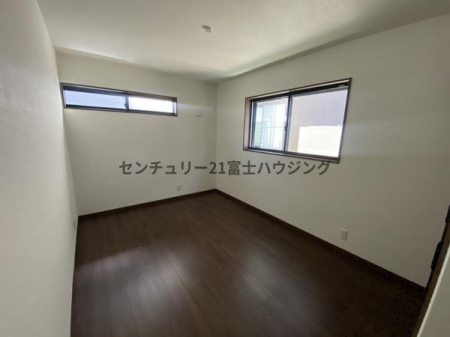 �_�ސ쌧������s����1���ڂ̐V�z��ˌ��Ă̗m��