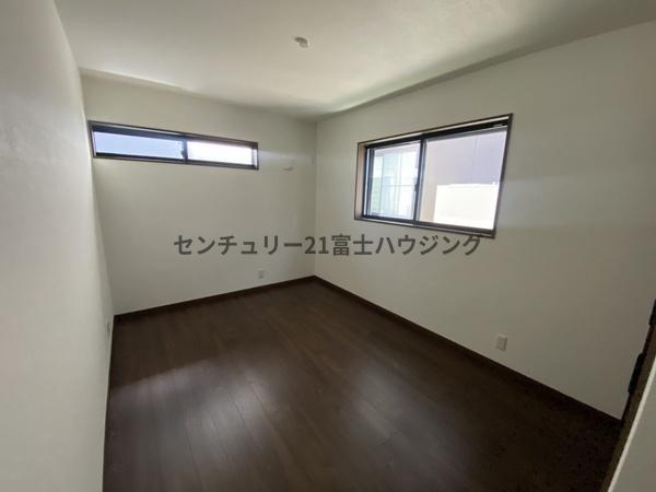 �_�ސ쌧������s����1���ڂ̐V�z��ˌ��Ă̗m��
