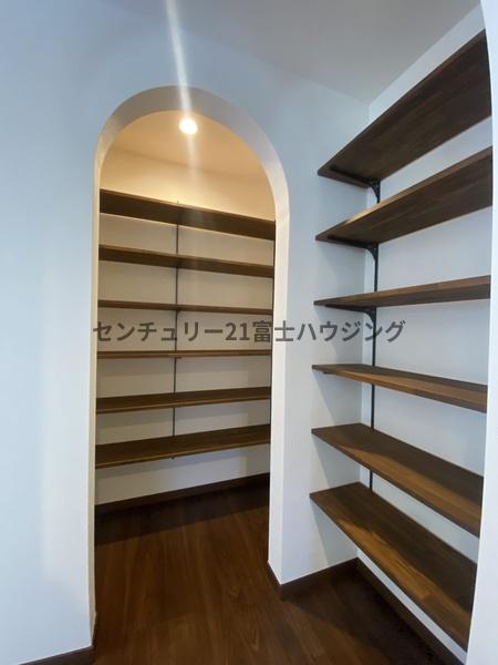 �_�ސ쌧������s����1���ڂ̐V�z��ˌ��ẴL�b�`��