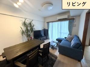 �_�ސ쌧����s���̒��Ã}���V�����̓��d�l�ʐ^(���r���O�j