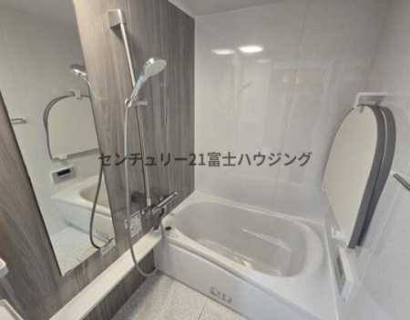 �_�ސ쌧���q�s���{�̒��Ã}���V�����̗���