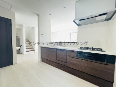 �_�ސ쌧������s�x�m�����̐V�z��ˌ��ẴL�b�`��