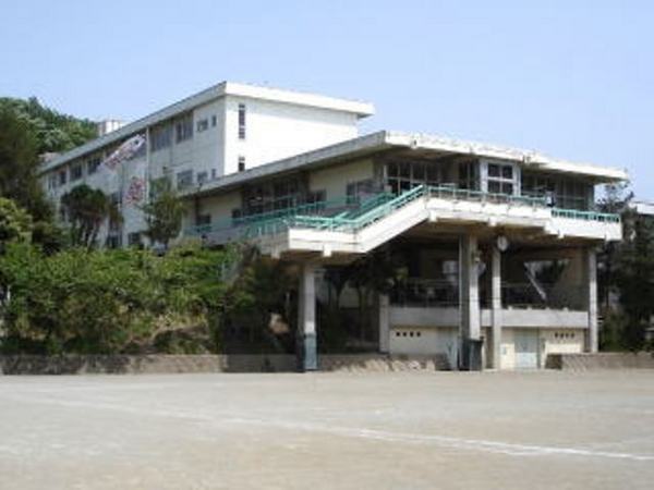 �_�ސ쌧���q�s�R�� 973-2�̒��Ã}���V�����̎��ӊ�