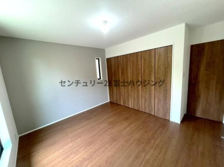 �_�ސ쌧����s�{����2���ڂ̐V�z��ˌ��Ă̗m��