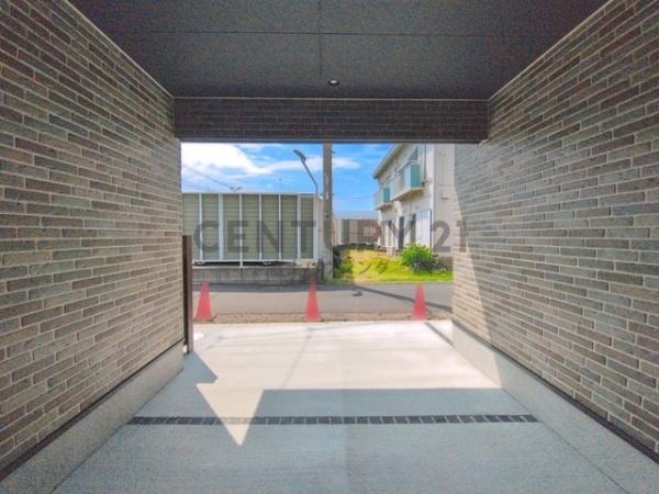 �_�ސ쌧������s������2���ڂ̐V�z��ˌ��Ă̒��ԏ�