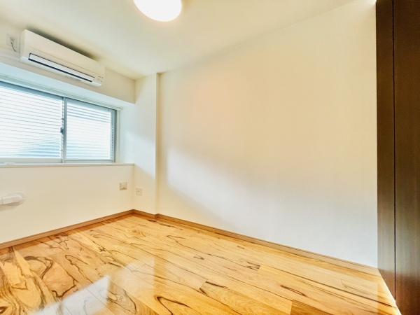 �_�ސ쌧����s�А��C��3���� 24-22�̒��Ã}���V�����̗m��