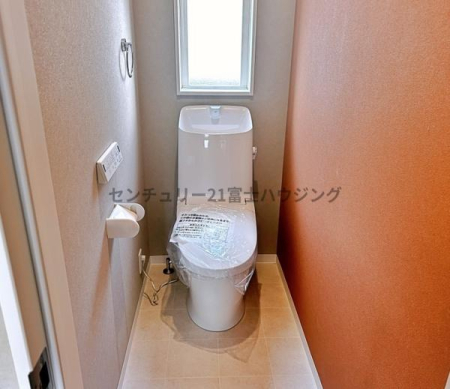 �_�ސ쌧����s�{����2���ڂ̒��È�ˌ��Ẵg�C��