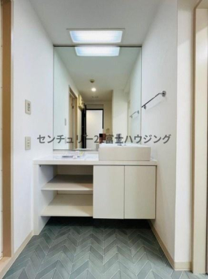 �_�ސ쌧���q�s�ʓ�4���ڂ̒��Ã}���V�����̐��ʑ�E���ʏ�