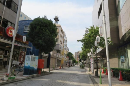 �_�ސ쌧����s������1���ڂ̒��Ã}���V�����̎��ӊ�