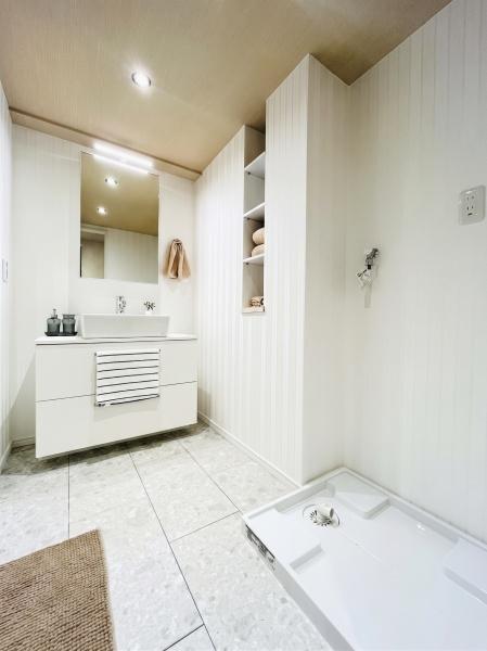 �_�ސ쌧����s���� 1052-3�̒��Ã}���V�����̐��ʑ�E���ʏ�