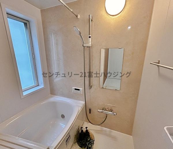 �_�ސ쌧����s�{����2���ڂ̒��È�ˌ��Ă̗���