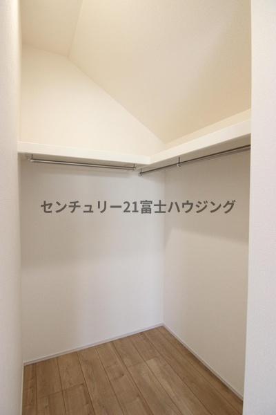 �_�ސ쌧������s���c2���ڂ̐V�z��ˌ��Ă̎��[