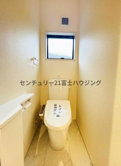 �_�ސ쌧����s�H��3���ڂ̐V�z��ˌ��Ẵg�C��